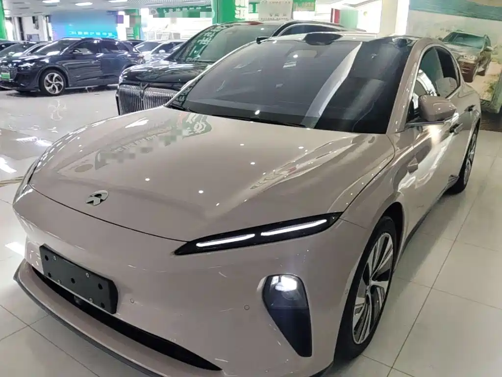 NIO ET5 — миниатюра 2