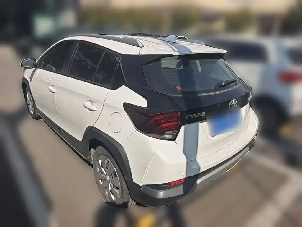 Toyota Yaris L — миниатюра 7