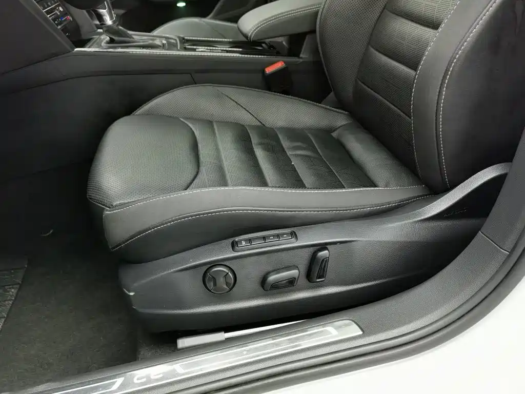 Volkswagen CC — миниатюра 20