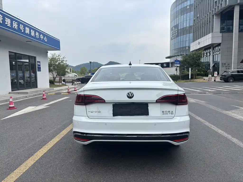 Volkswagen Bora — миниатюра 8