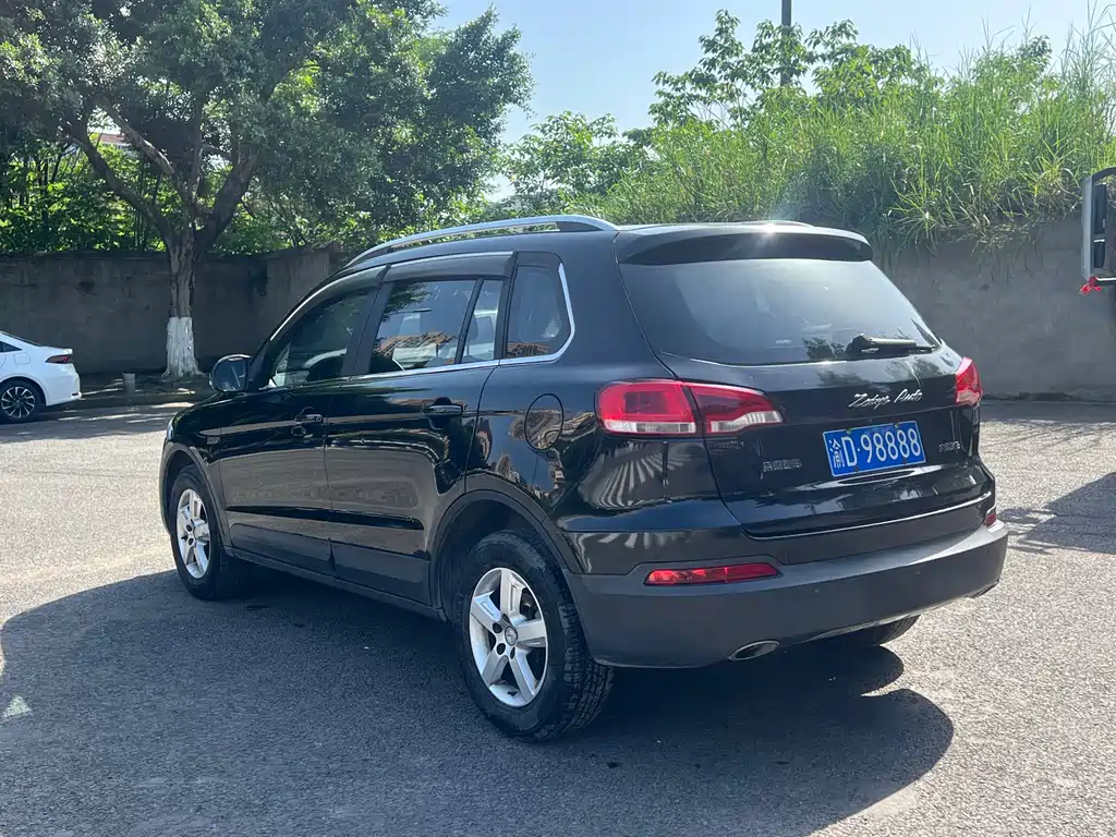 Zotye X5 2015 1.5T CVT IV