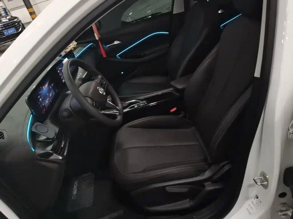 Buick Verano — миниатюра 15