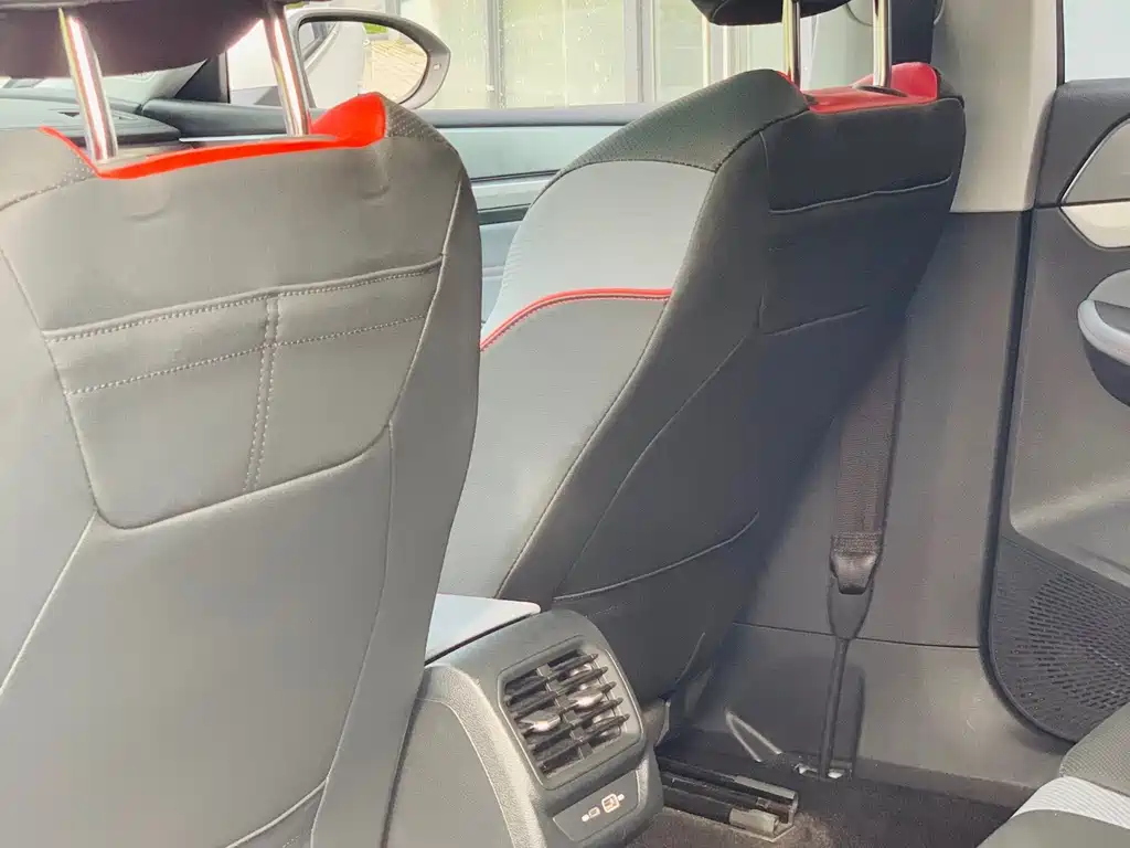 Volkswagen Lamando — миниатюра 17