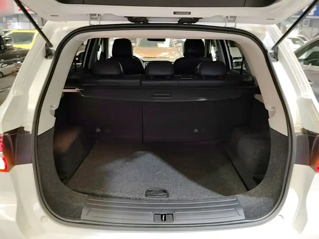 Roewe RX5 — миниатюра 19