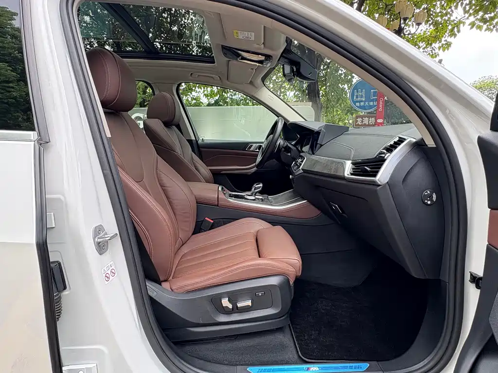 BMW X5 (Import) — миниатюра 11