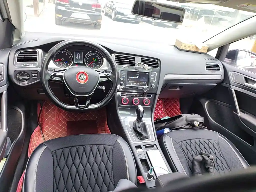 Volkswagen Golf — миниатюра 10