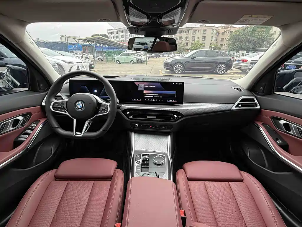 BMW I3