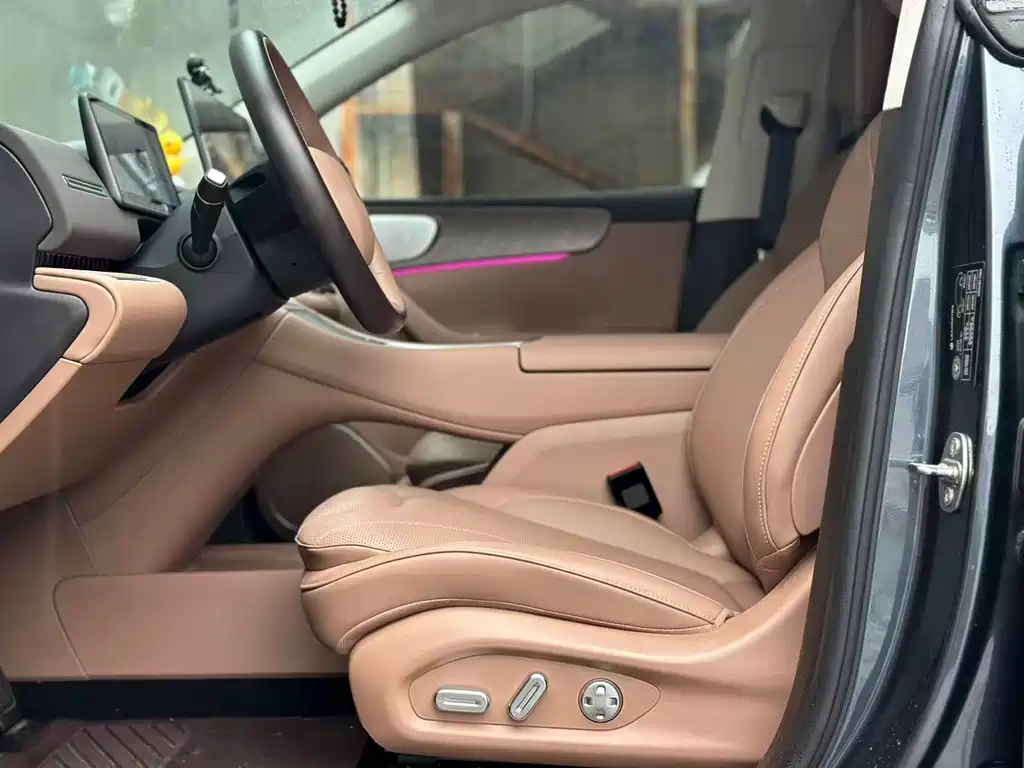 Leapmotor Leapmotor C11 — миниатюра 10