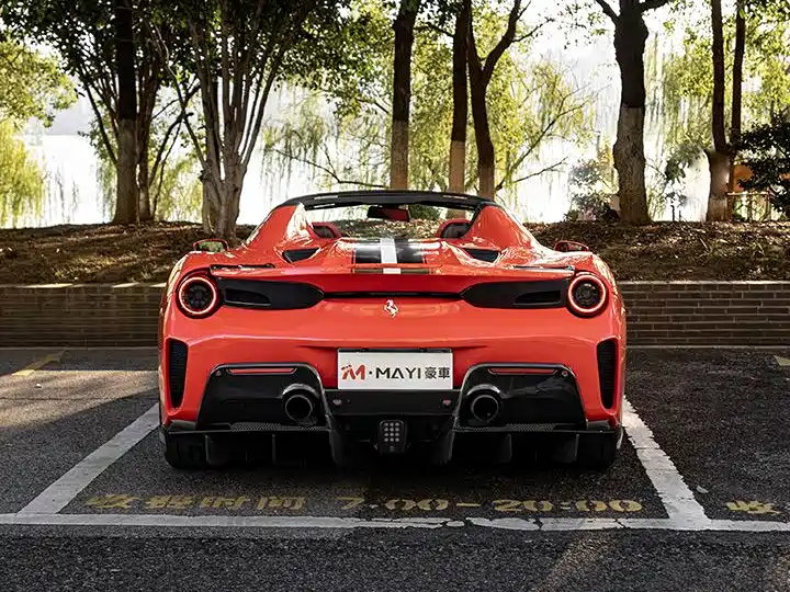 Ferrari 488 — фотографии объявления, Фото 3