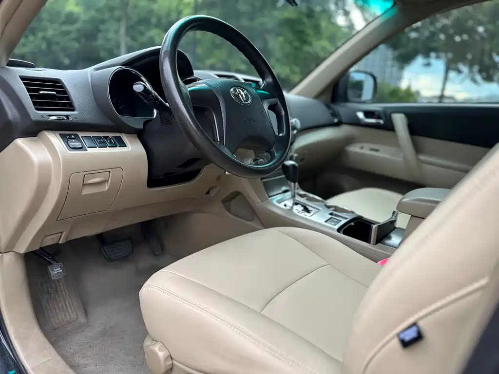 Toyota Highlander 2009 3.5L 7 мест Elite