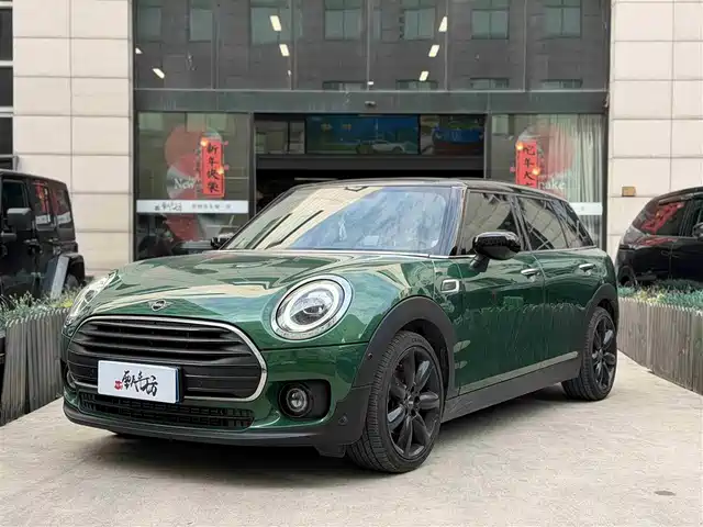 MINI CLUBMAN