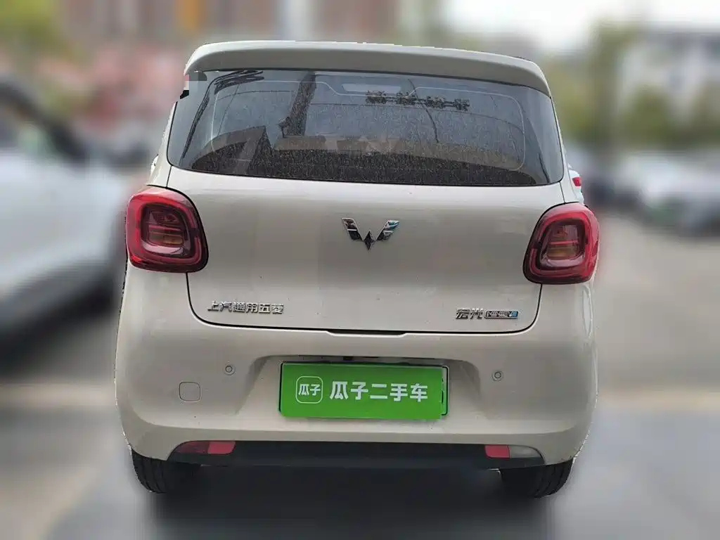 Wuling MINIEV — миниатюра 3