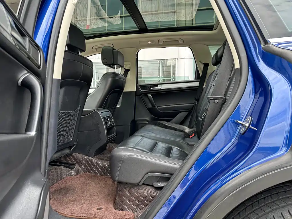 Volkswagen Touareg — миниатюра 20