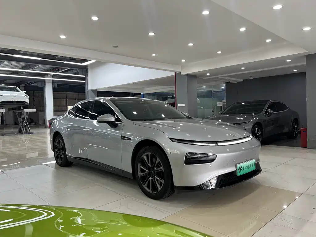 XPeng P7 — миниатюра 3