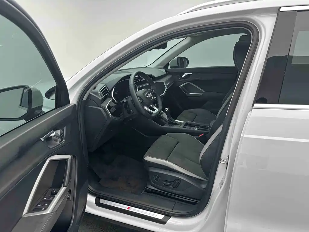 Audi Q3 — миниатюра 9