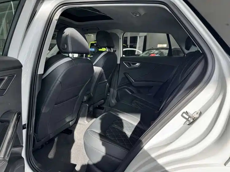 Audi Q2L 2025 35TFSI Fashion