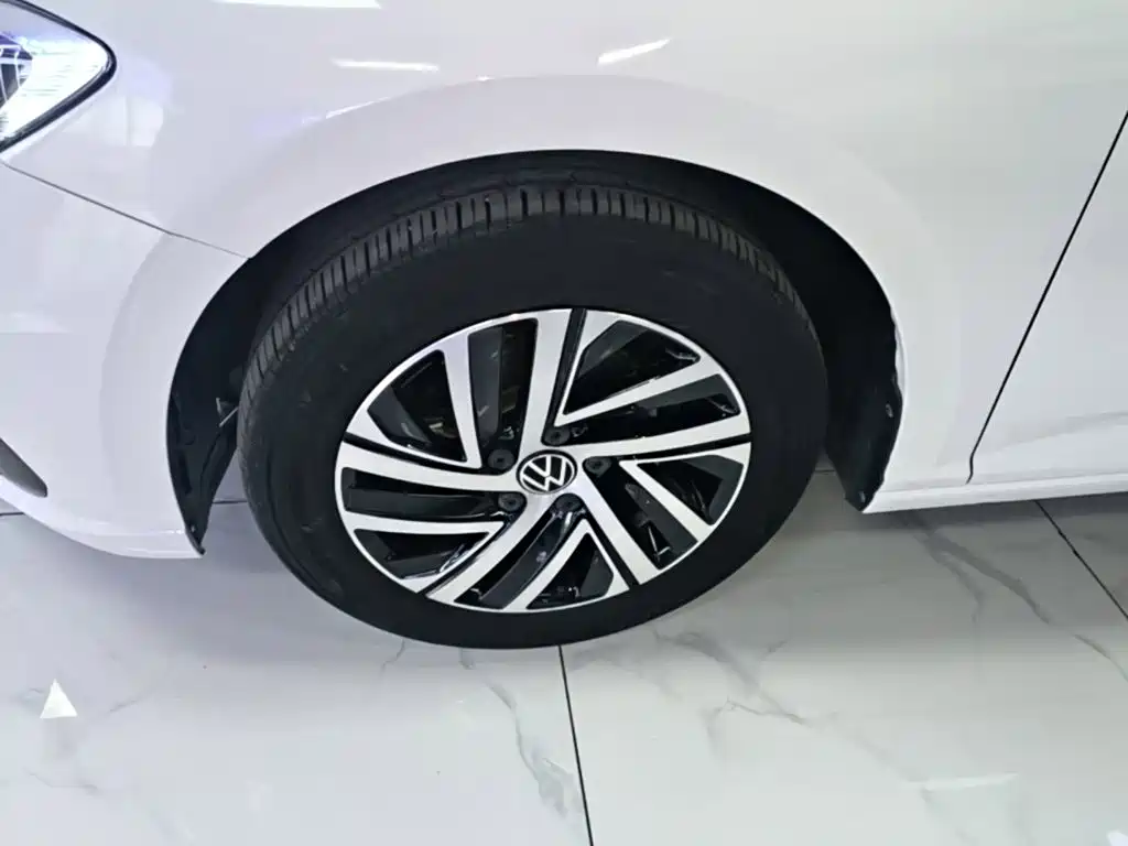 Volkswagen Lavida — миниатюра 23