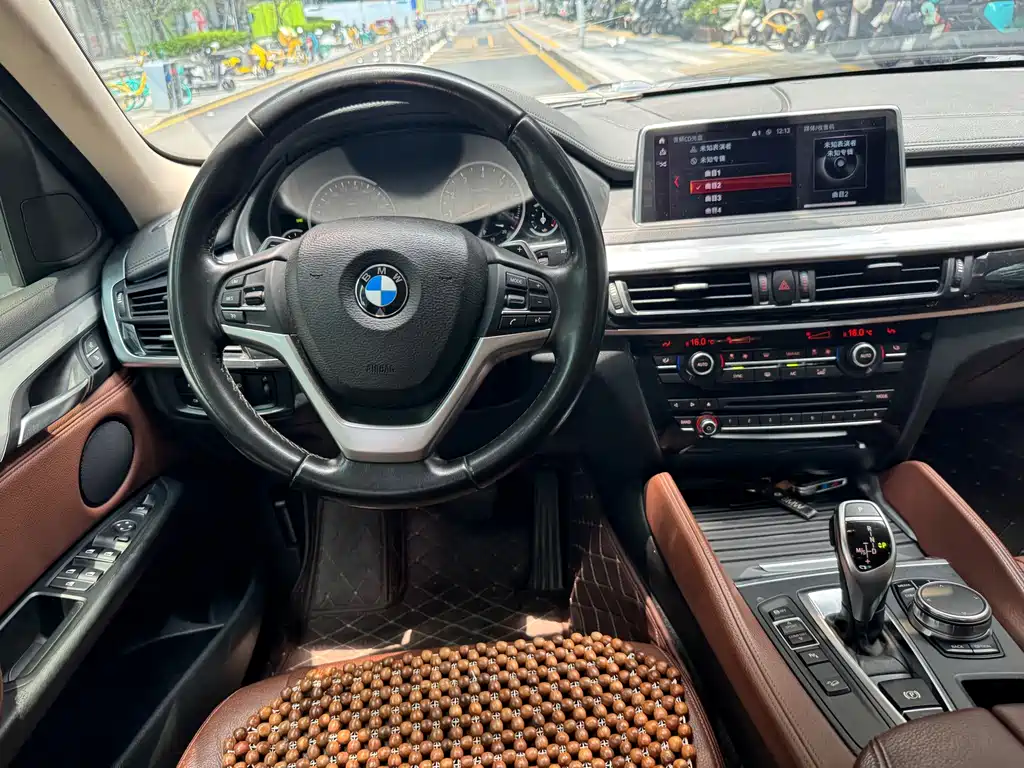 BMW X6 — миниатюра 8
