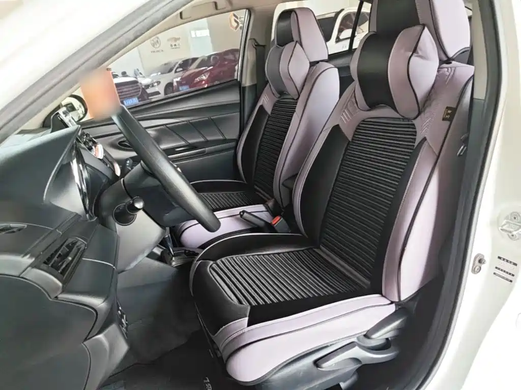 Toyota Yaris L — миниатюра 15