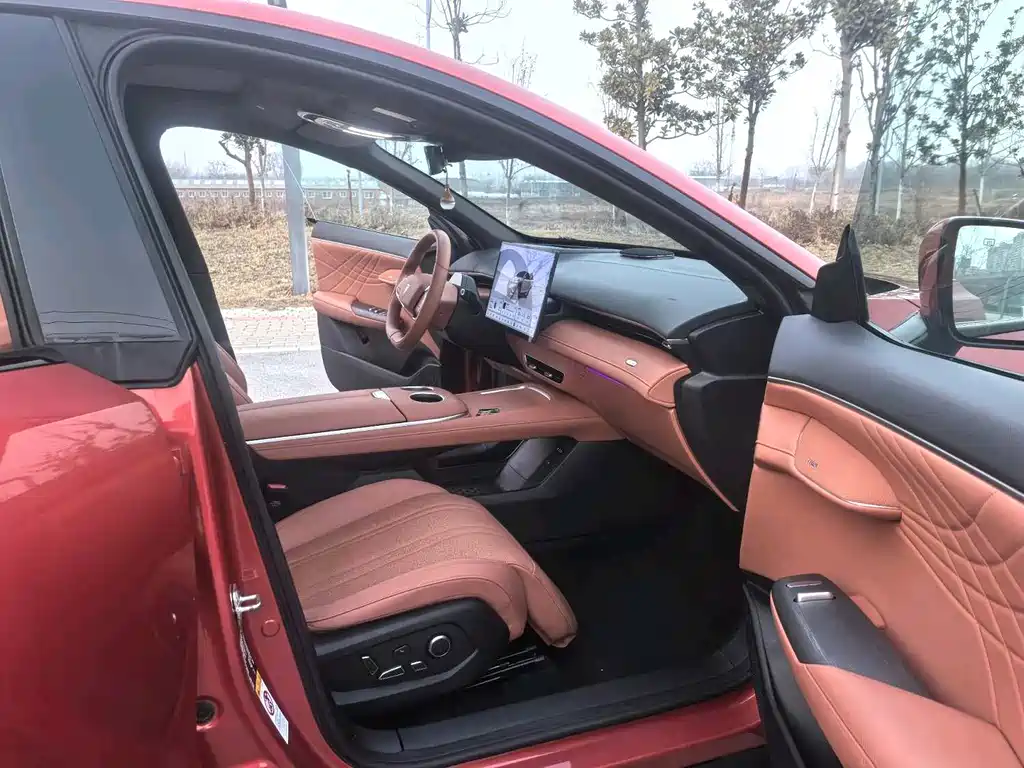 Changan Deepal DARK BLUE S07