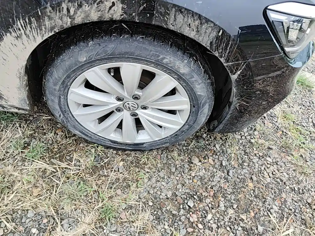 Volkswagen Passat — миниатюра 12