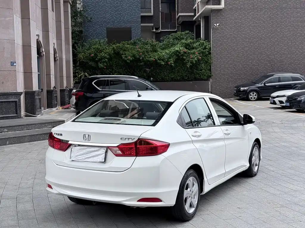 Honda City — миниатюра 8