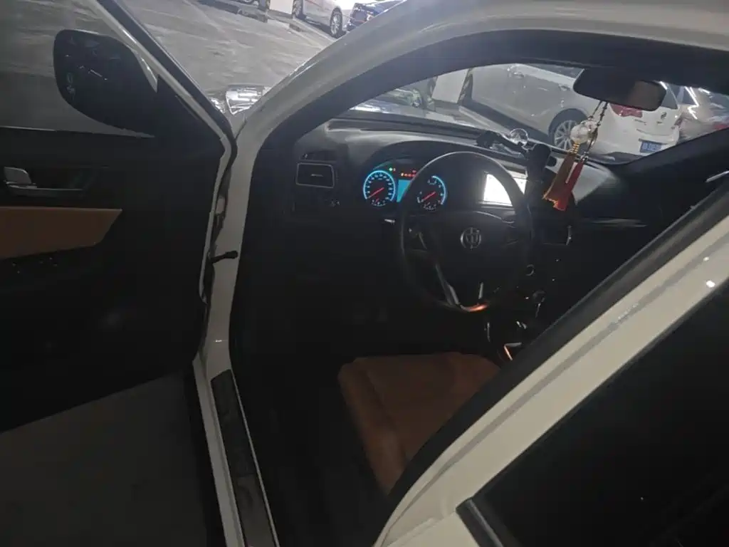 Zhonghua V5 — миниатюра 16