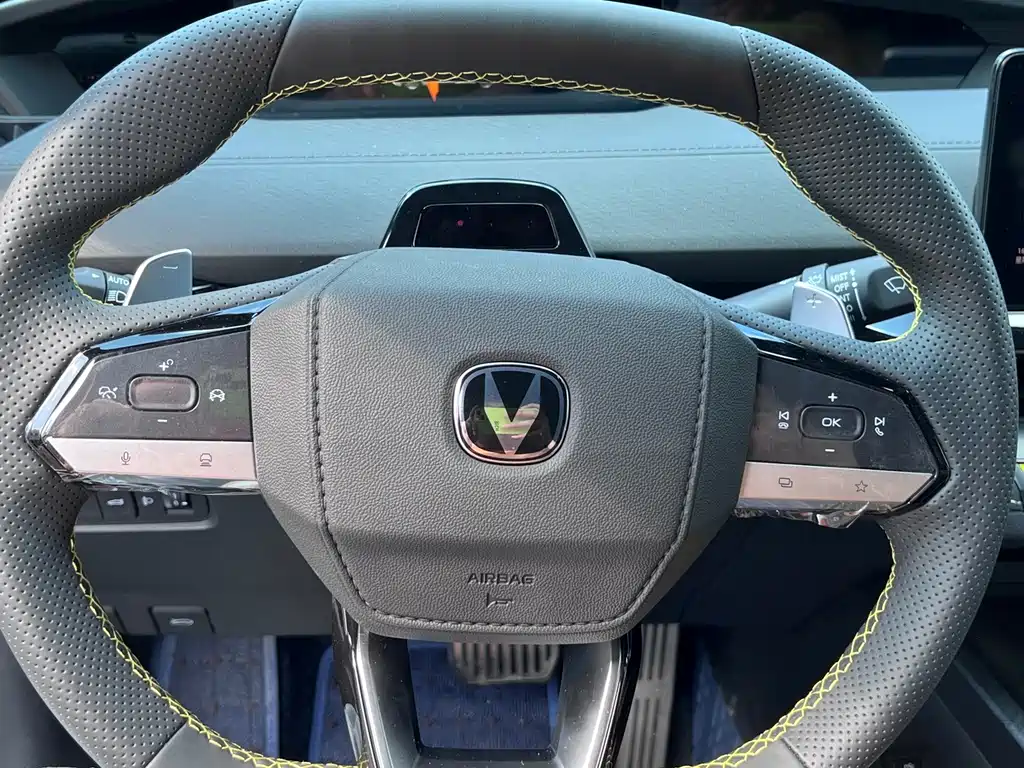 Changan UNI-V — миниатюра 6