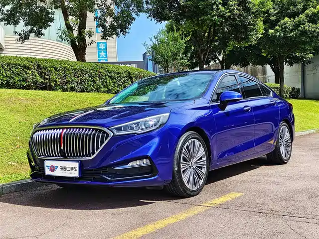 RED FLAG HONGQI H5 2023