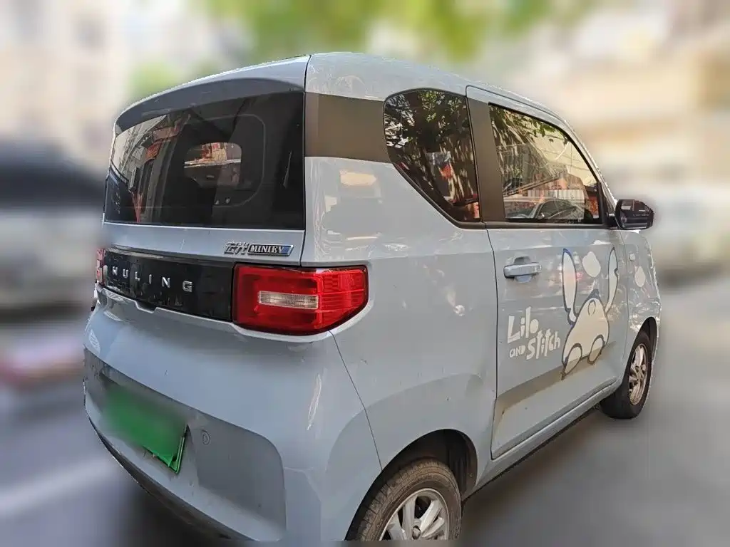 Wuling MINIEV — миниатюра 4