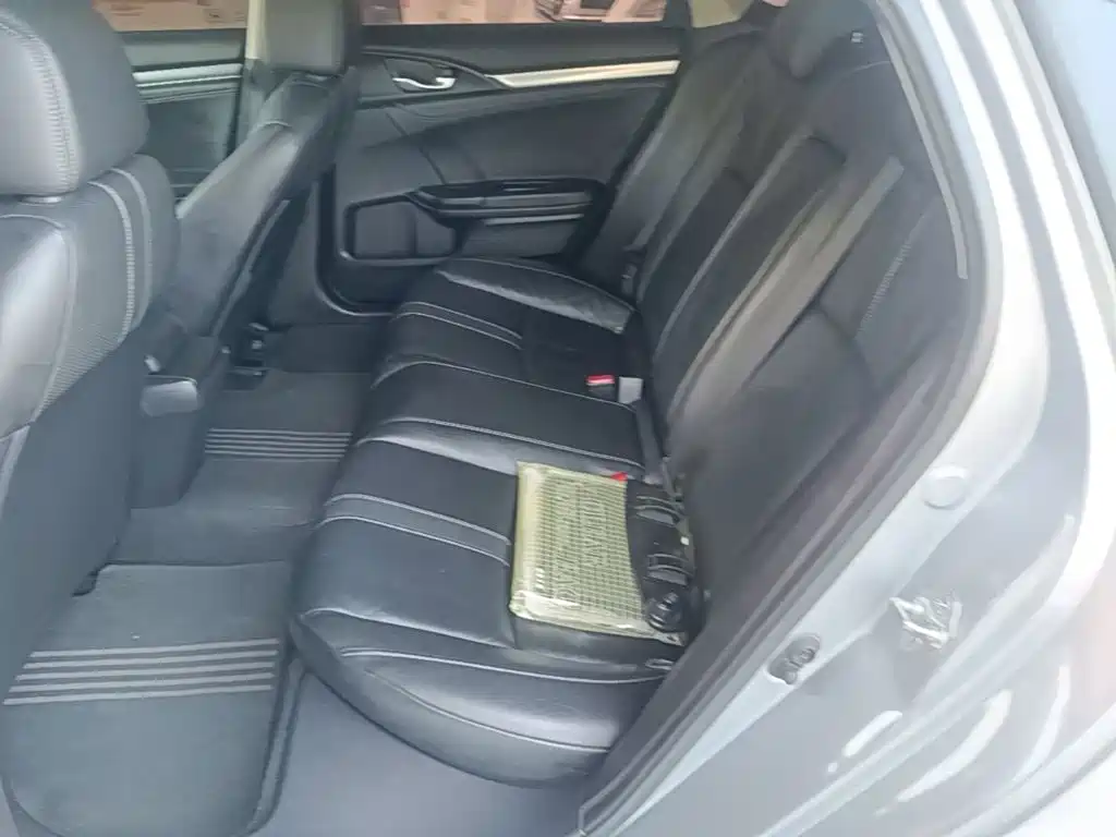 Honda Civic — миниатюра 17
