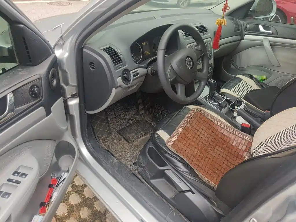 Skoda Octavia — миниатюра 17