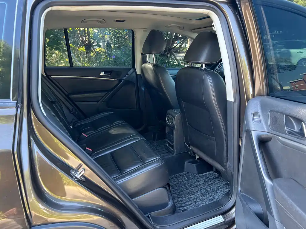 Volkswagen Tiguan — миниатюра 15