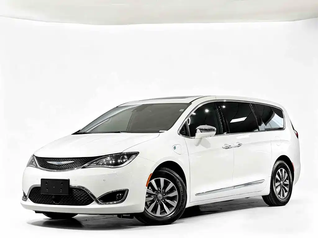Chrysler Grand Voyager PHEV (Import) 2025