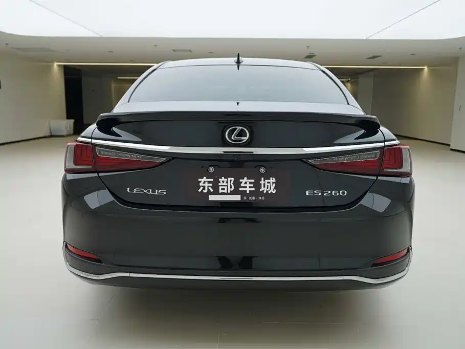 Lexus ES — миниатюра 4