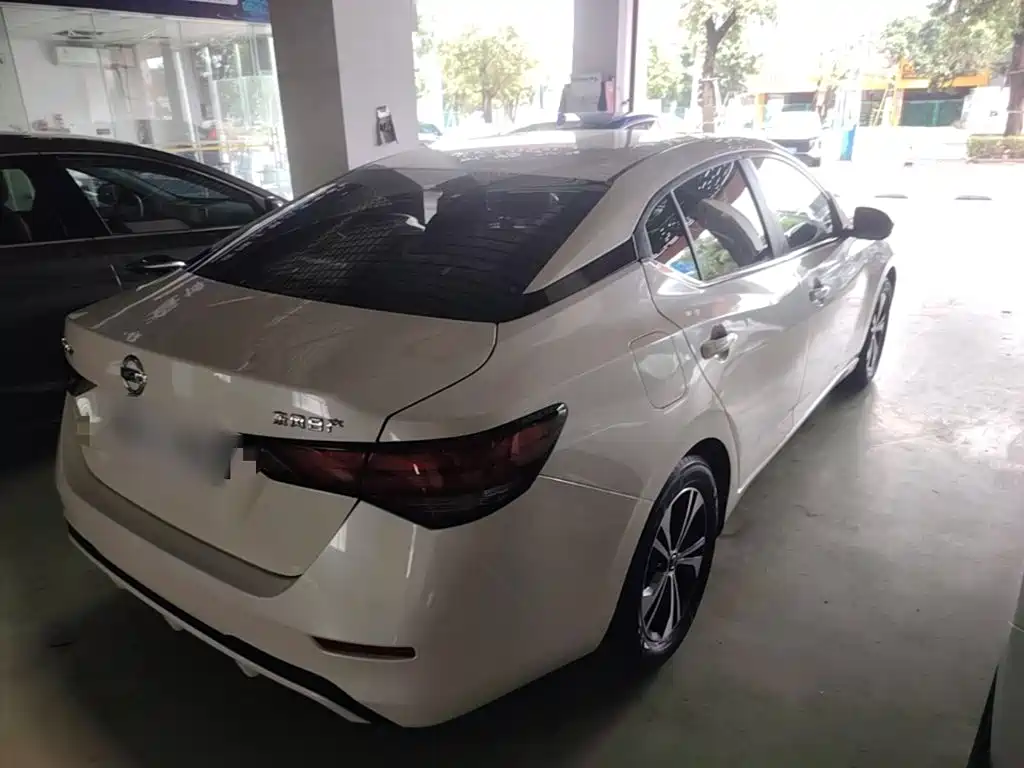 Nissan Sylphy — миниатюра 5