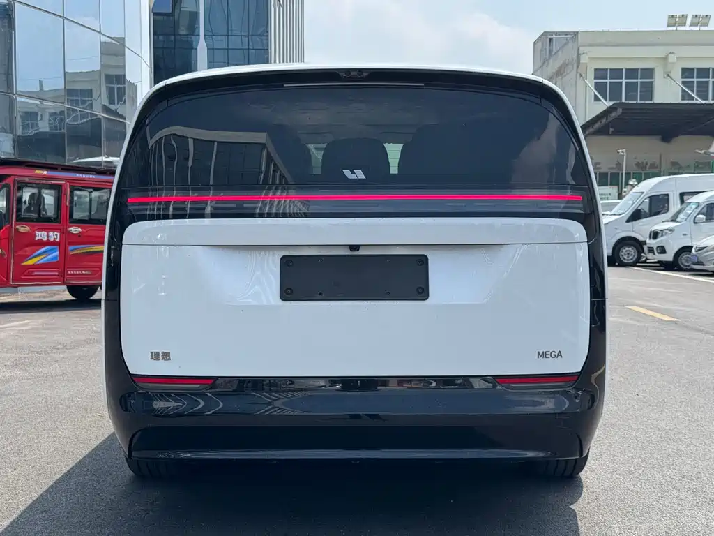 Li Auto Li MEGA — миниатюра 4