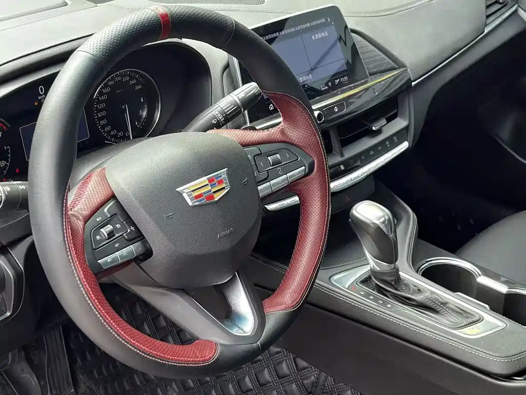 Cadillac CT4 — миниатюра 14