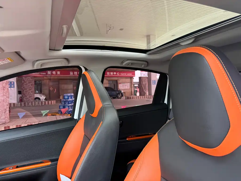Geely Vision X1 — миниатюра 9