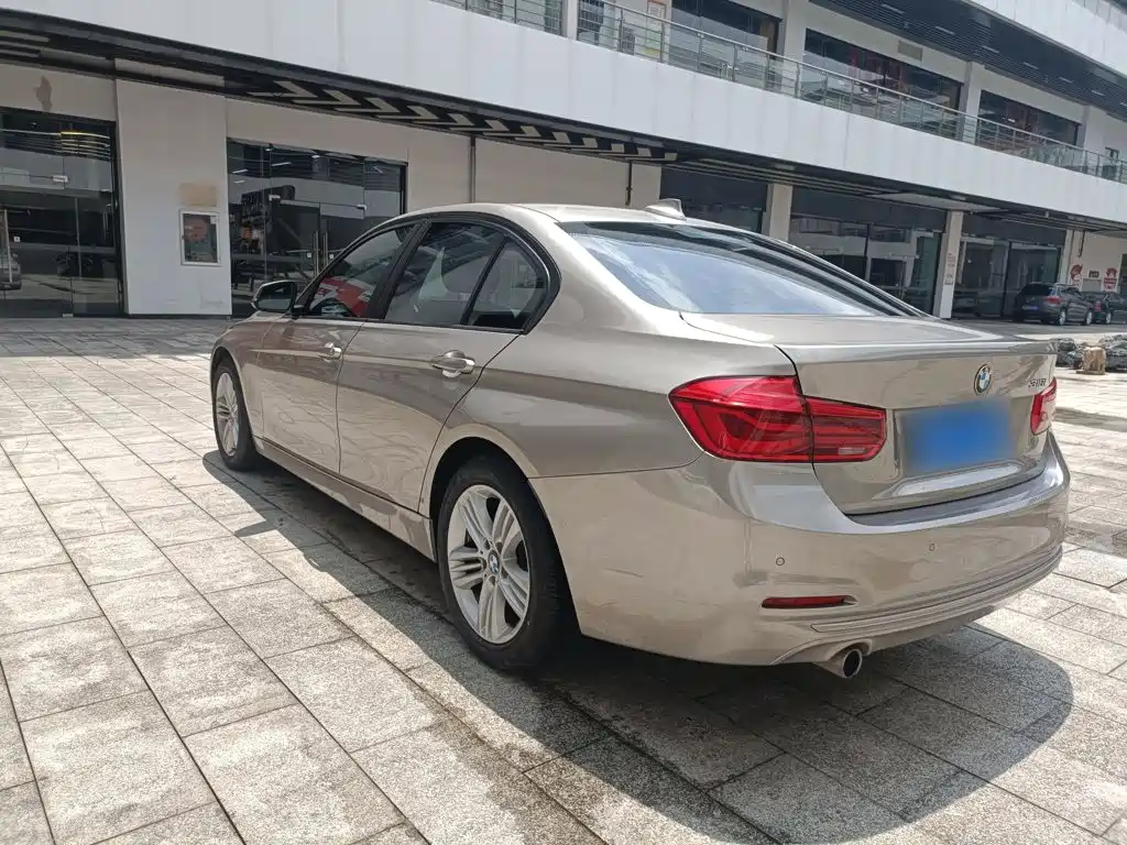 BMW 3 Series — миниатюра 9