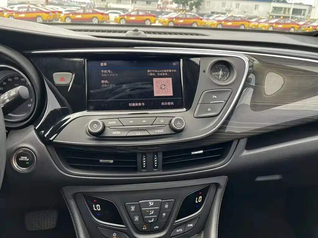 Buick Envision Plus — миниатюра 16