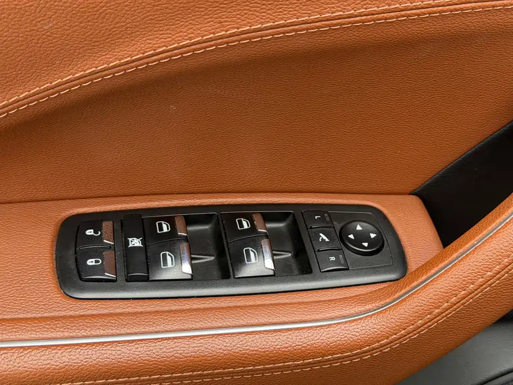 Maserati Levante — миниатюра 14
