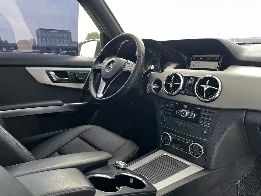 Mercedes-Benz GLK-Class — миниатюра 26