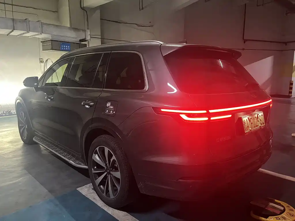 Li Auto Li ONE — миниатюра 5