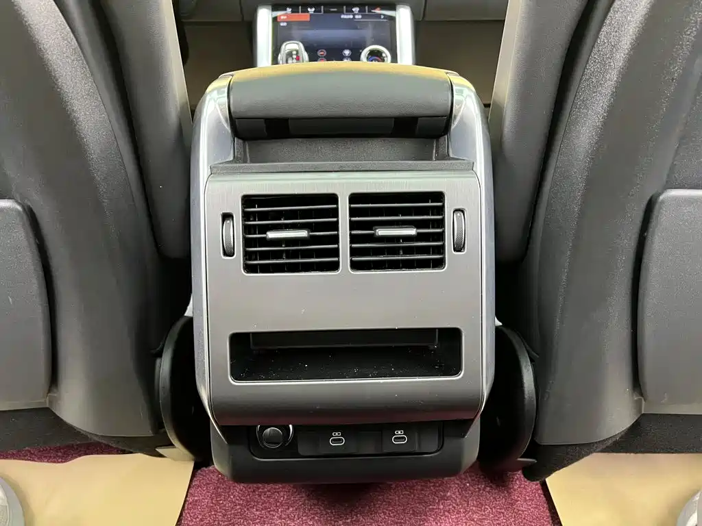 Land Rover Sport PHEV — миниатюра 22