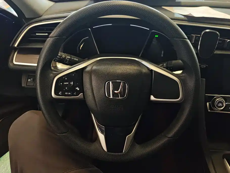 Honda Civic — миниатюра 15