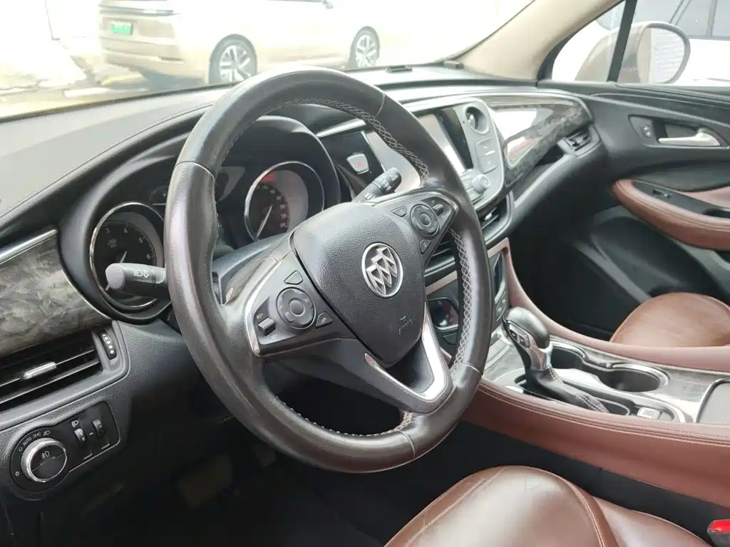 Buick Envision Plus — миниатюра 11