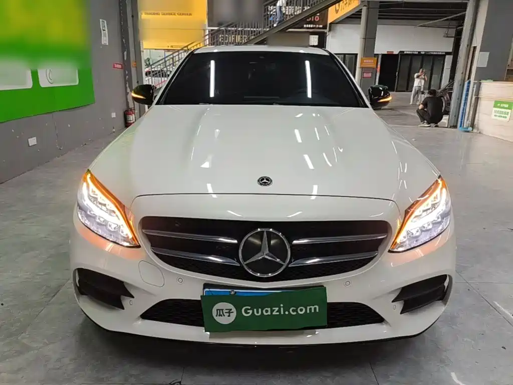 Mercedes-Benz C-Class — миниатюра 3