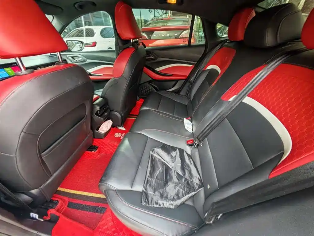MG MG5 — миниатюра 6