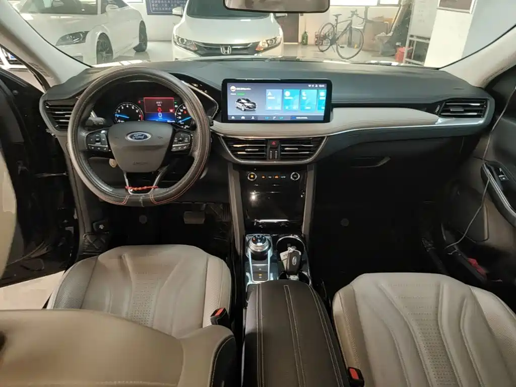Ford Escape — миниатюра 10